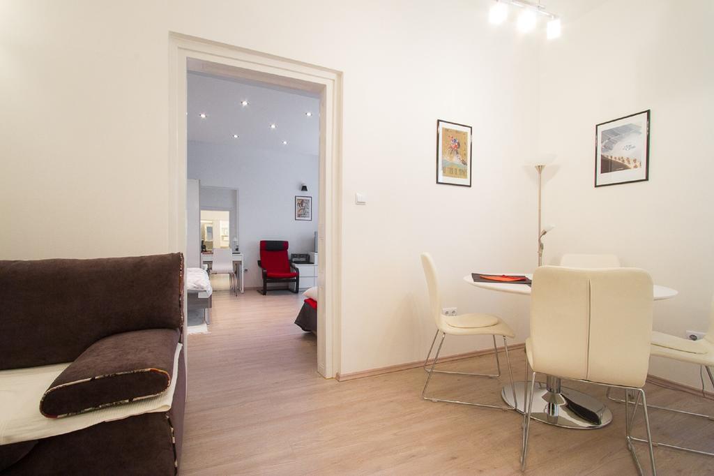 Apartment Red Bike Zagreb Quarto foto